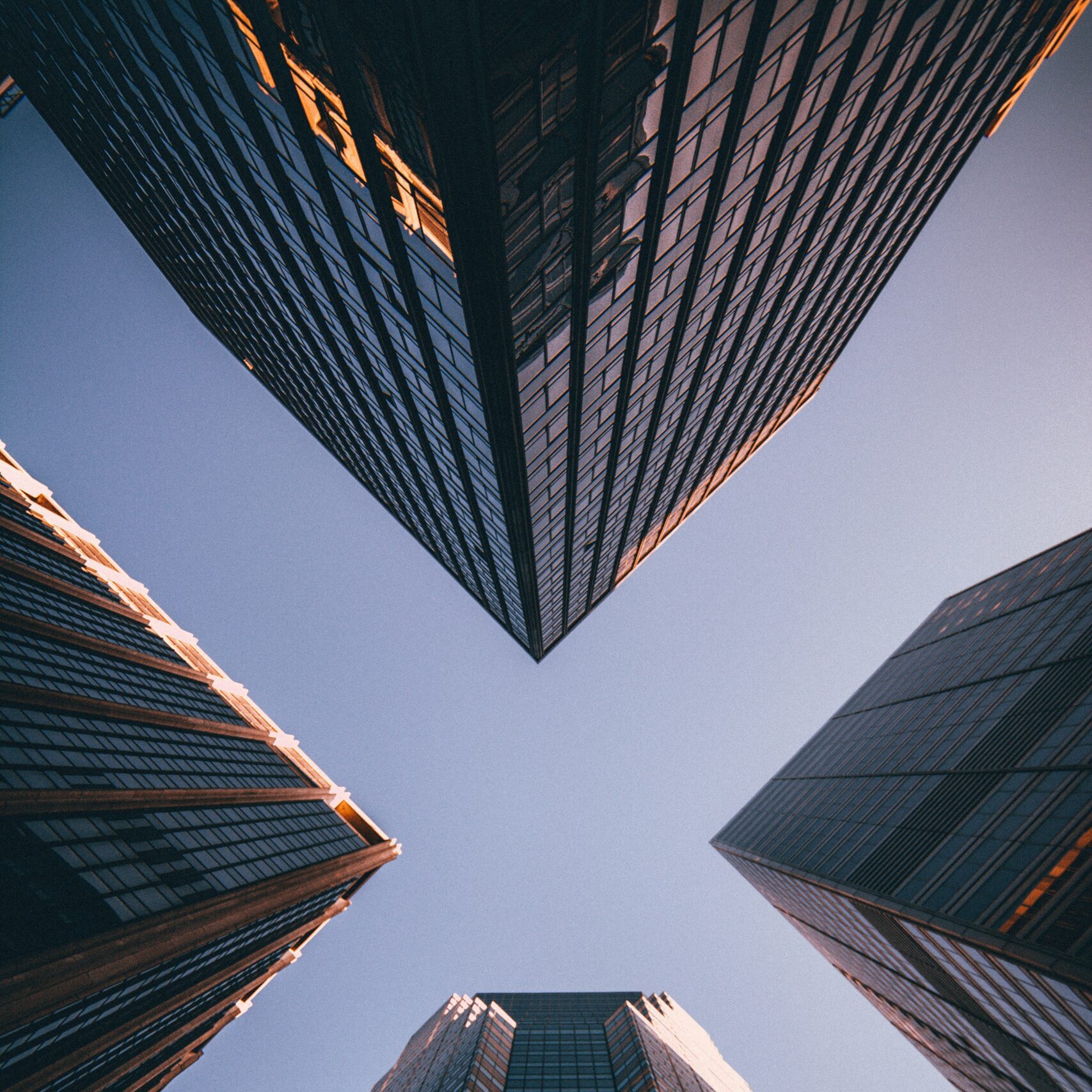 ACHIEVE A COMPETITIVE ADVANTAGE